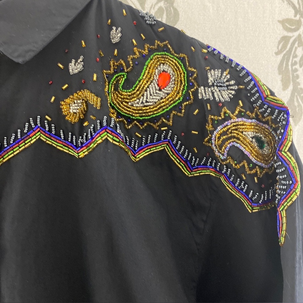 VTG Wrangler Western Apparel
Beaded Rodeo Shirt Button Up
Cowgirl. XL - Picture 3 of 10
